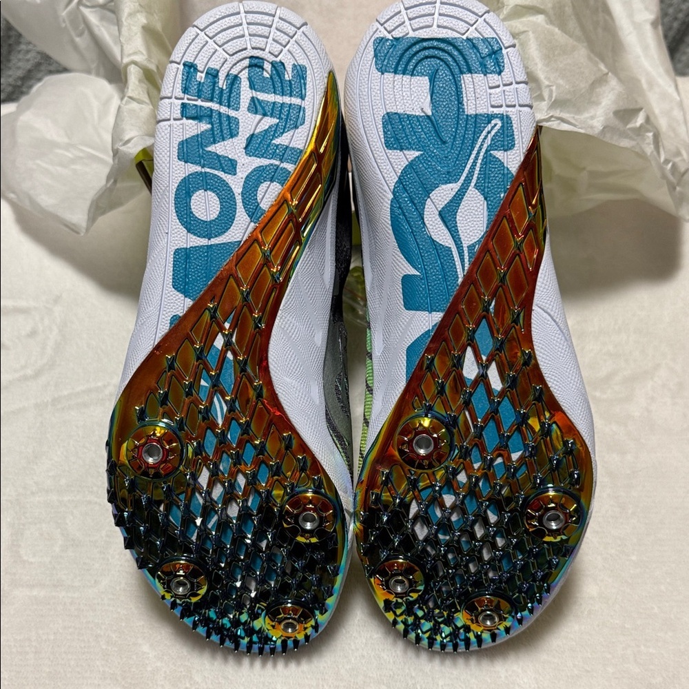 Hoka One One **NEW IN BOX** Speed Evo R Shoes - Spikes Women’s size 7 - Picture 3 of 6